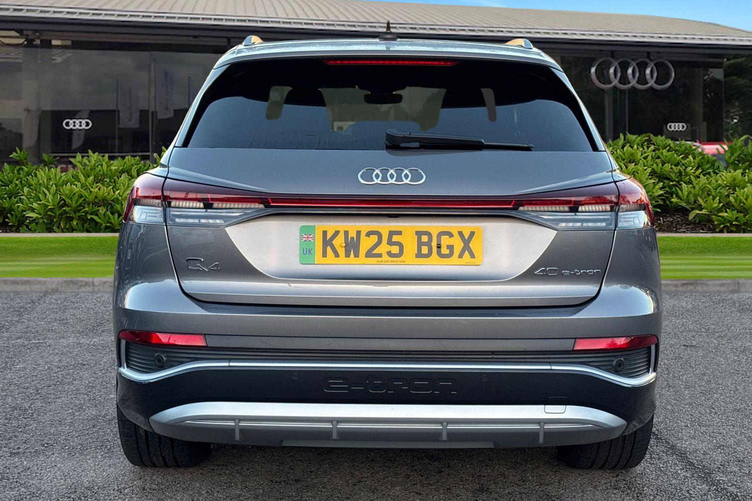 Used Audi Q4 e-tron 2025 for sale - 76896182: Photo 4