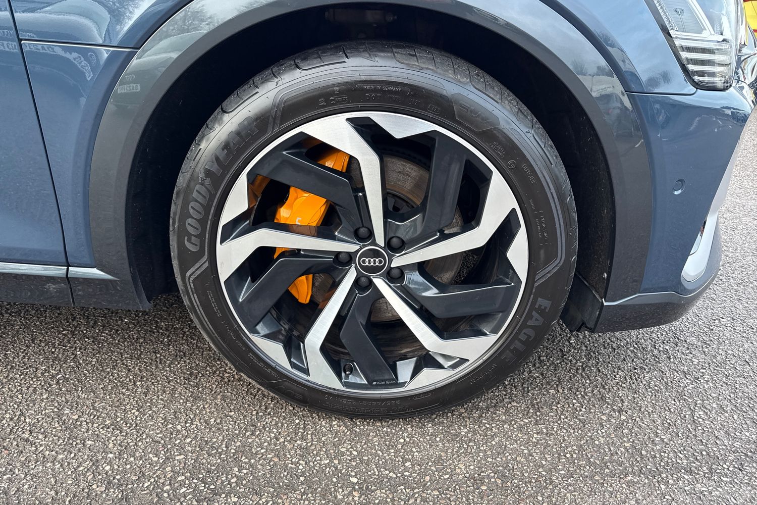 Used Audi e-tron 2021 for sale - 77436132: Photo 11