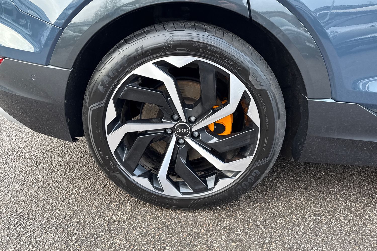 Used Audi e-tron 2021 for sale - 77436132: Photo 12