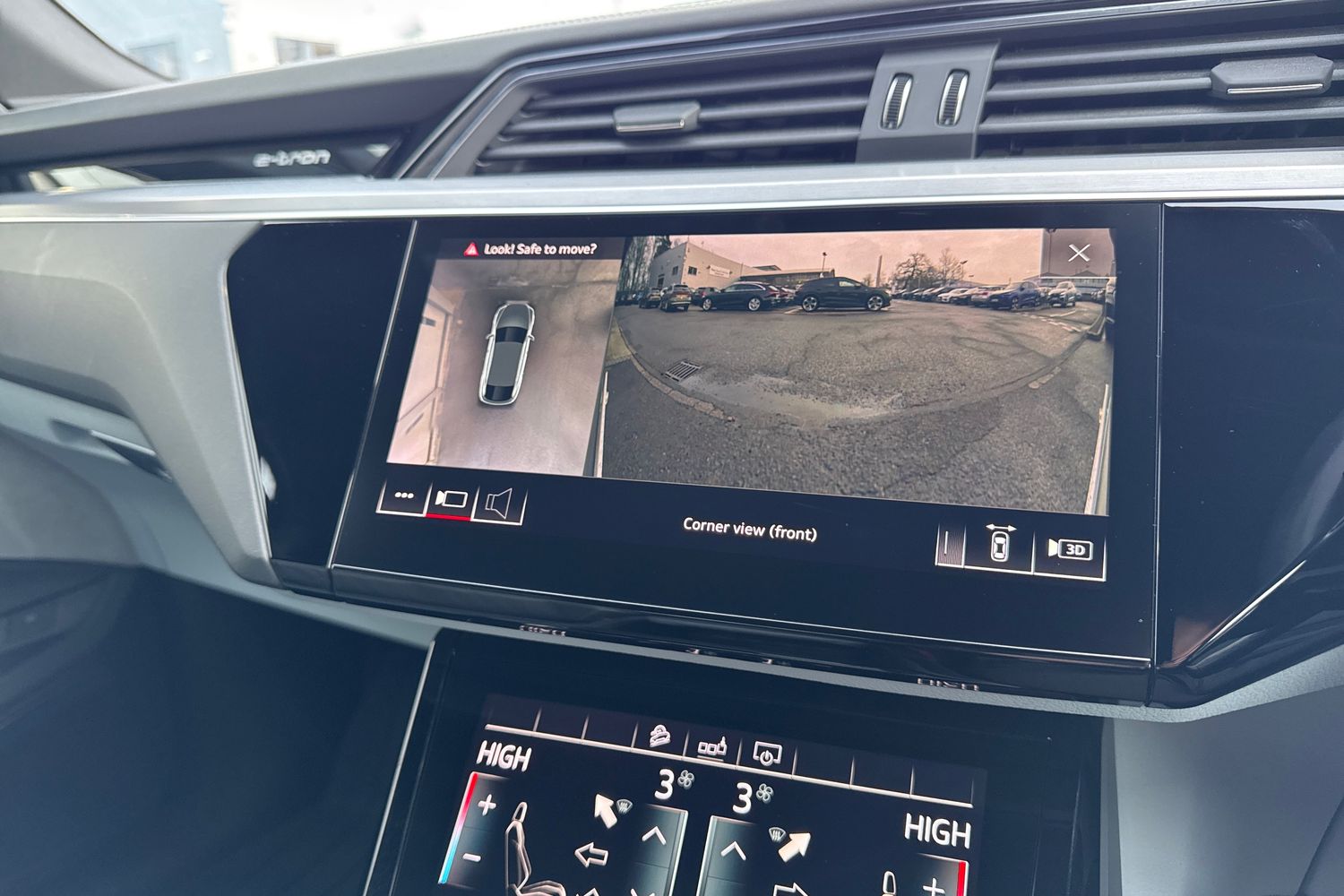 Used Audi e-tron 2021 for sale - 77436132: Photo 33