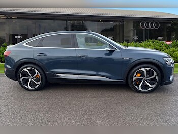 Used Audi e-tron 2021 for sale - 77436132: Photo