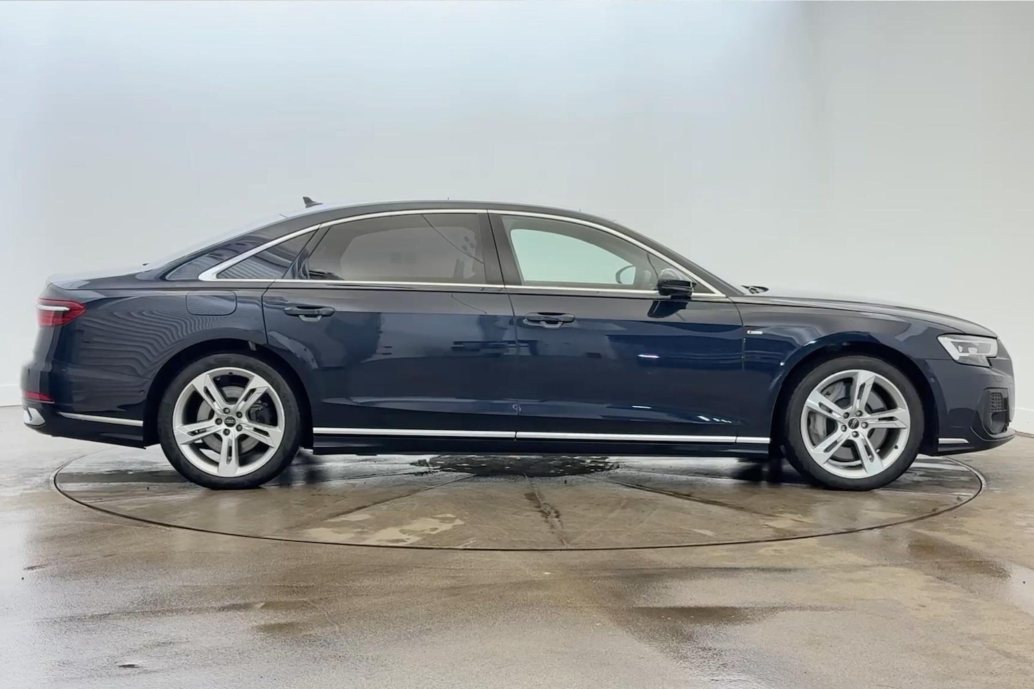 Used Audi A8 2025 for sale - 76941451: Photo 18