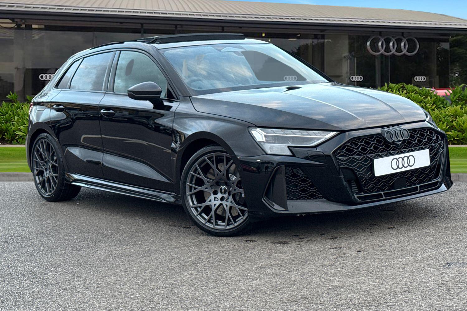 Used Audi RS3 2025 for sale - 76972848: Photo 1