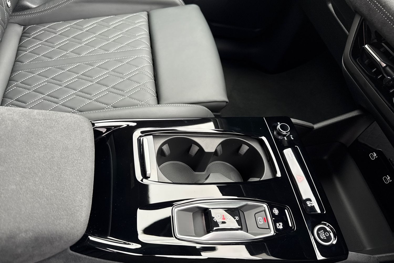 Used Audi Q6 e-tron 2025 for sale - 76697731: Photo 22