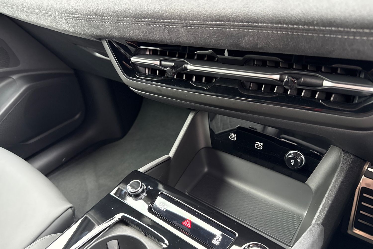 Used Audi Q6 e-tron 2025 for sale - 76697731: Photo 57