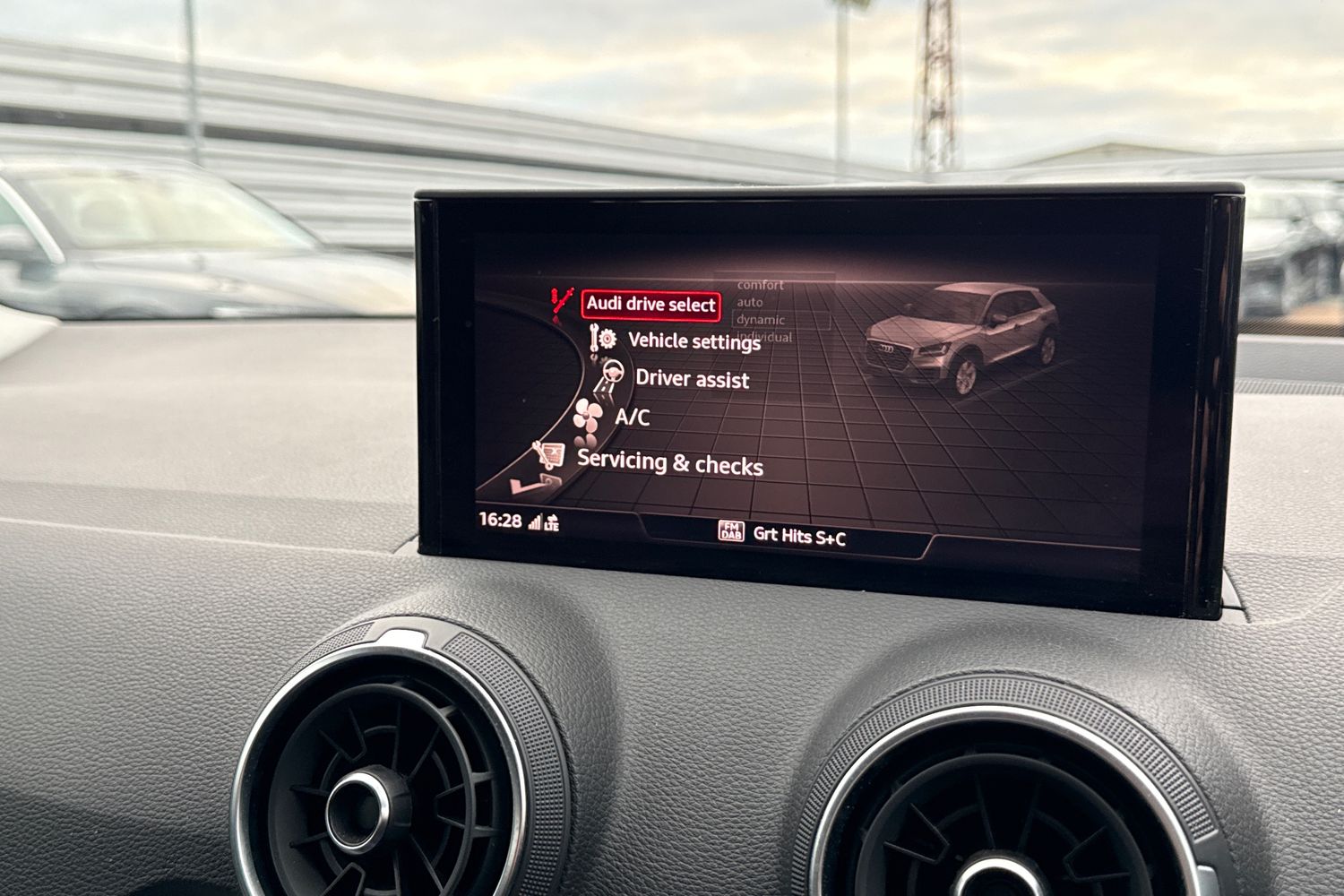 Used Audi Q2 2019 for sale - 77500957: Photo 33