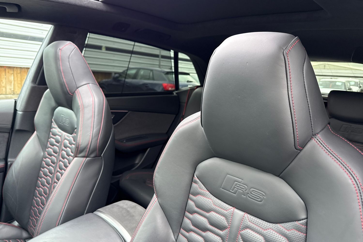 Used Audi RS Q8 2023 for sale - 76368614: Photo 23