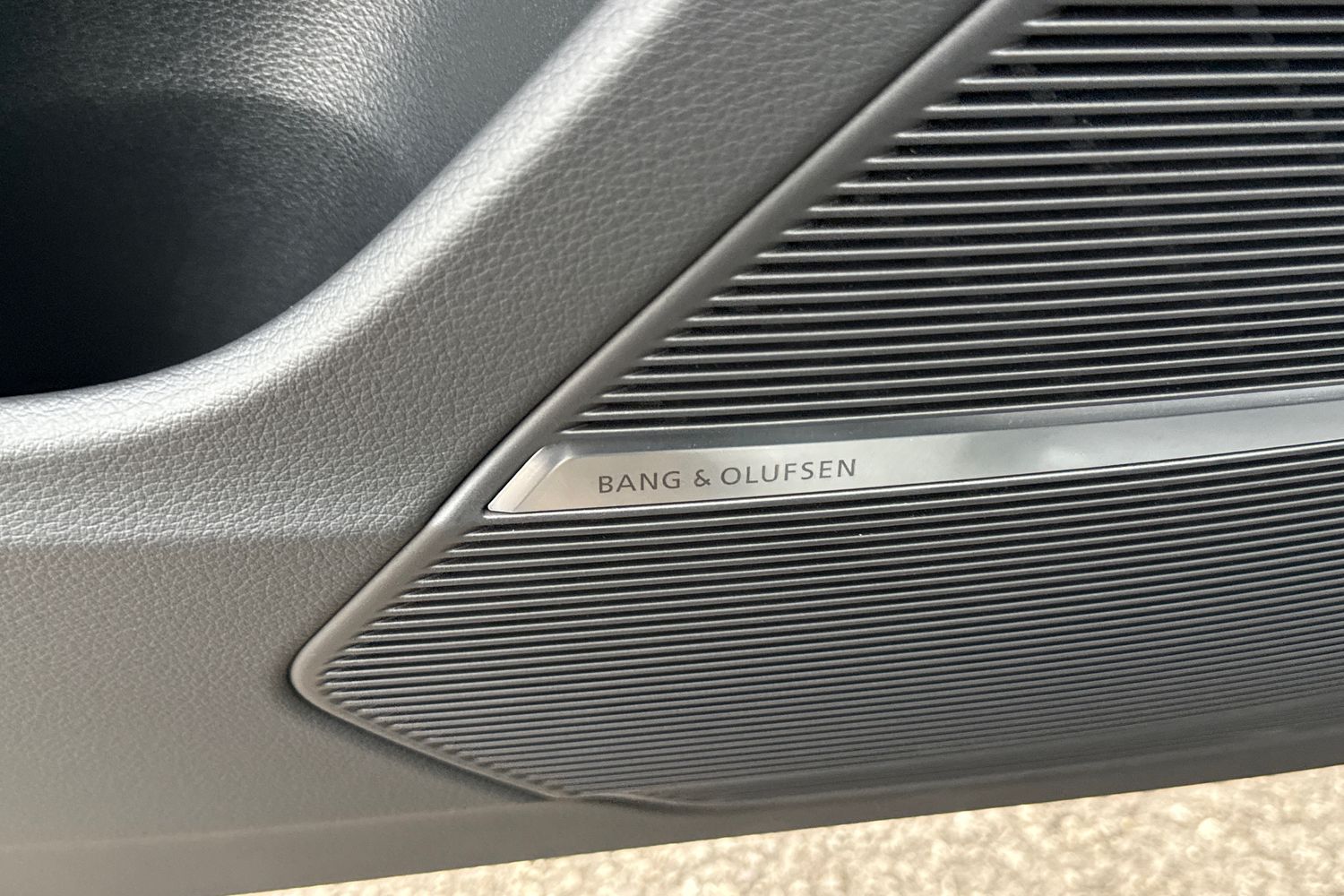 Used Audi RS Q8 2023 for sale - 76368614: Photo 25