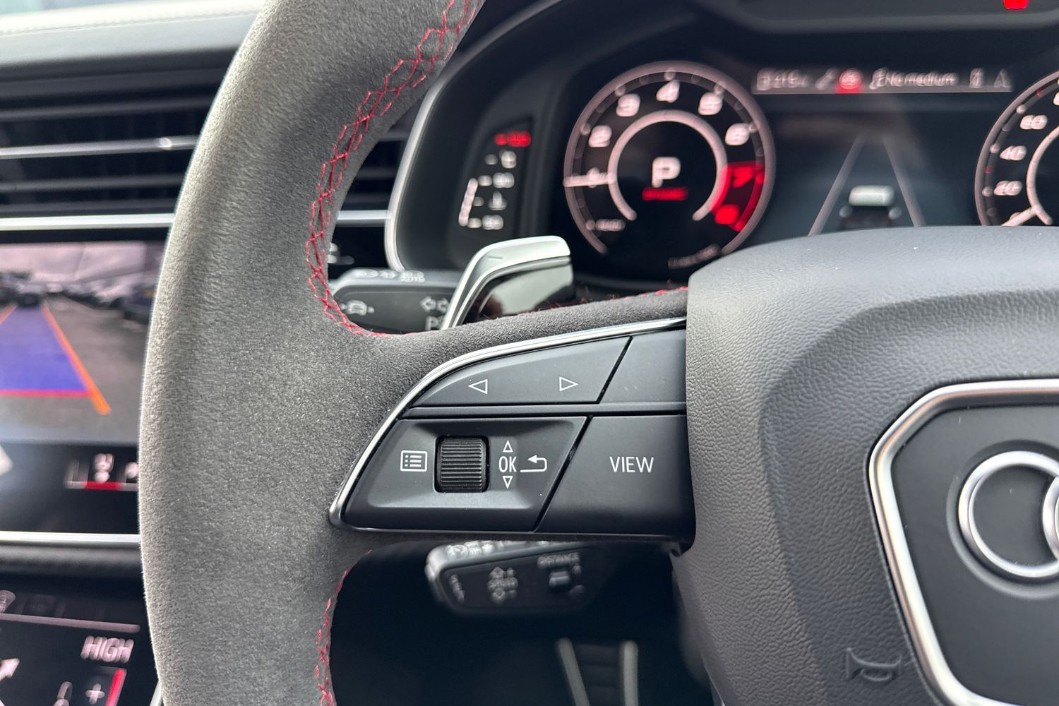 Used Audi RS Q8 2023 for sale - 76368614: Photo 27