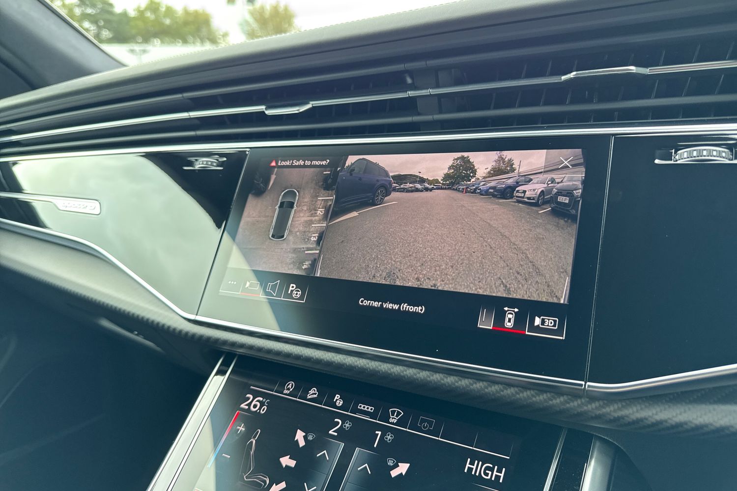 Used Audi RS Q8 2023 for sale - 76368614: Photo 34