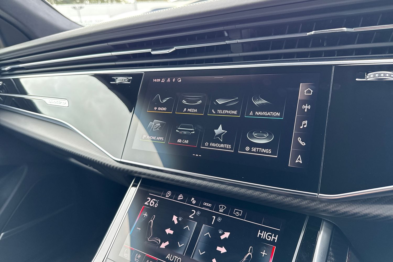 Used Audi RS Q8 2023 for sale - 76368614: Photo 38