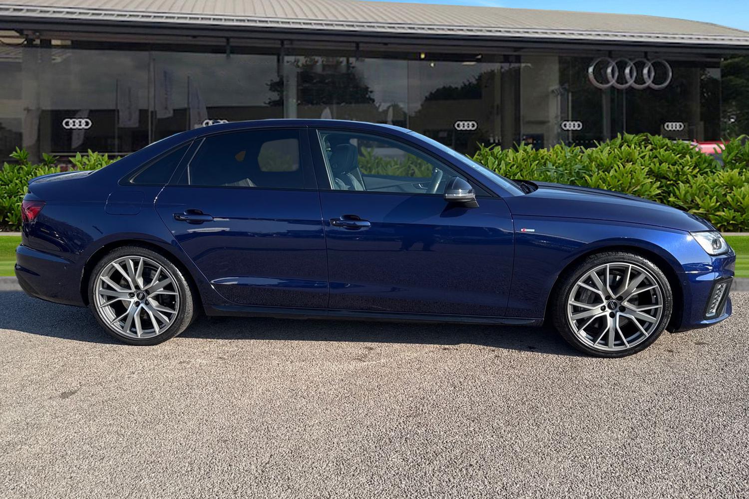 Used Audi A4 2023 for sale - 77801722: Photo 3