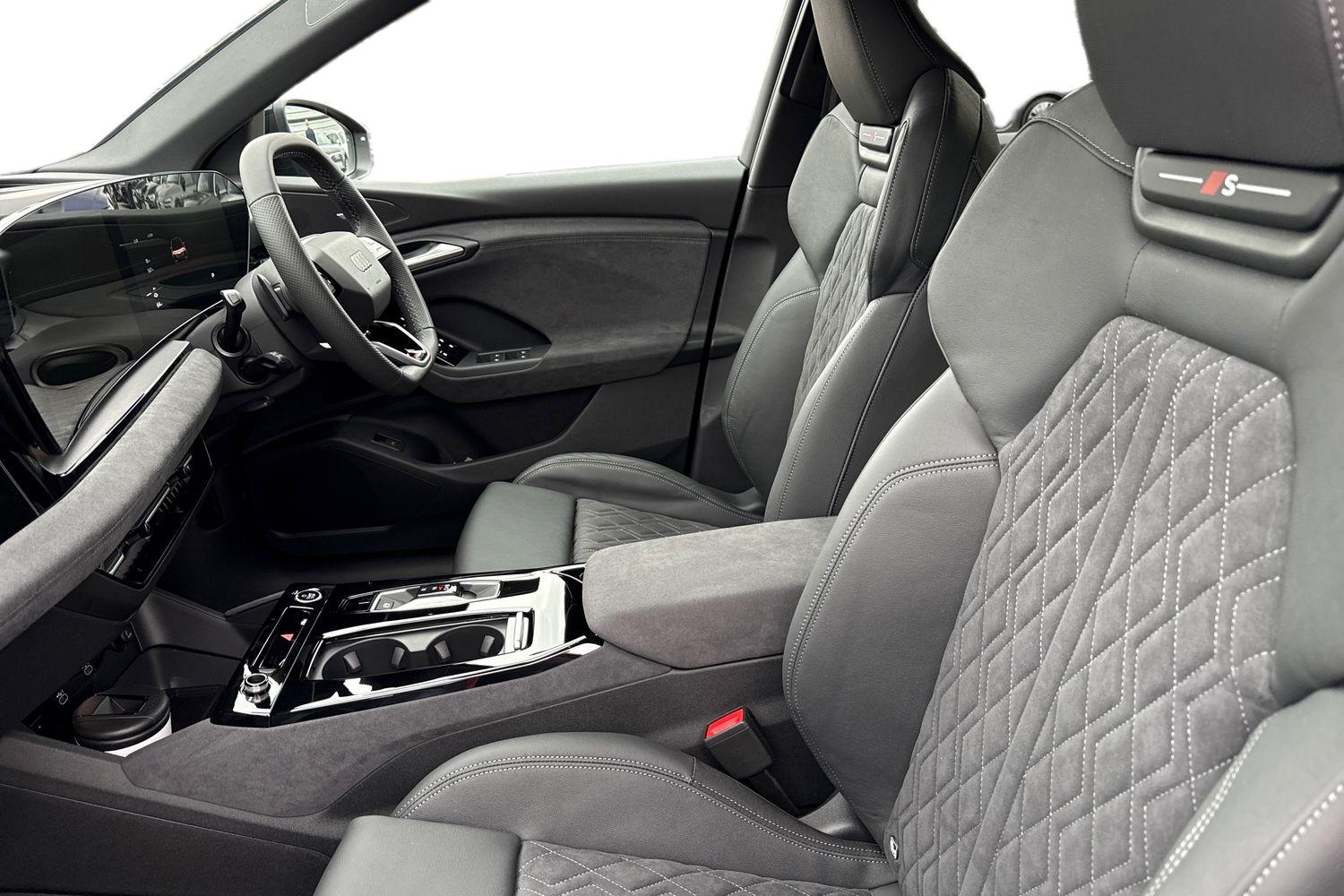 Used Audi Q6 e-tron 2025 for sale - 76697675: Photo 15