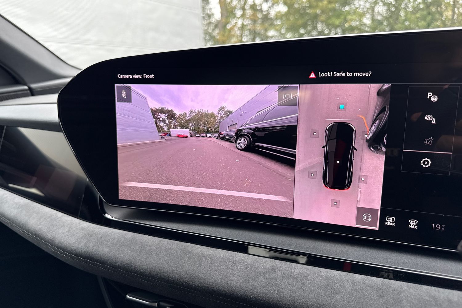 Used Audi Q6 e-tron 2025 for sale - 76697675: Photo 31