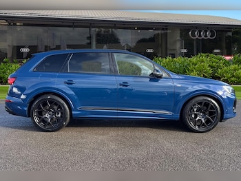 Used Audi Q7 2025 for sale - 76705586: Photo
