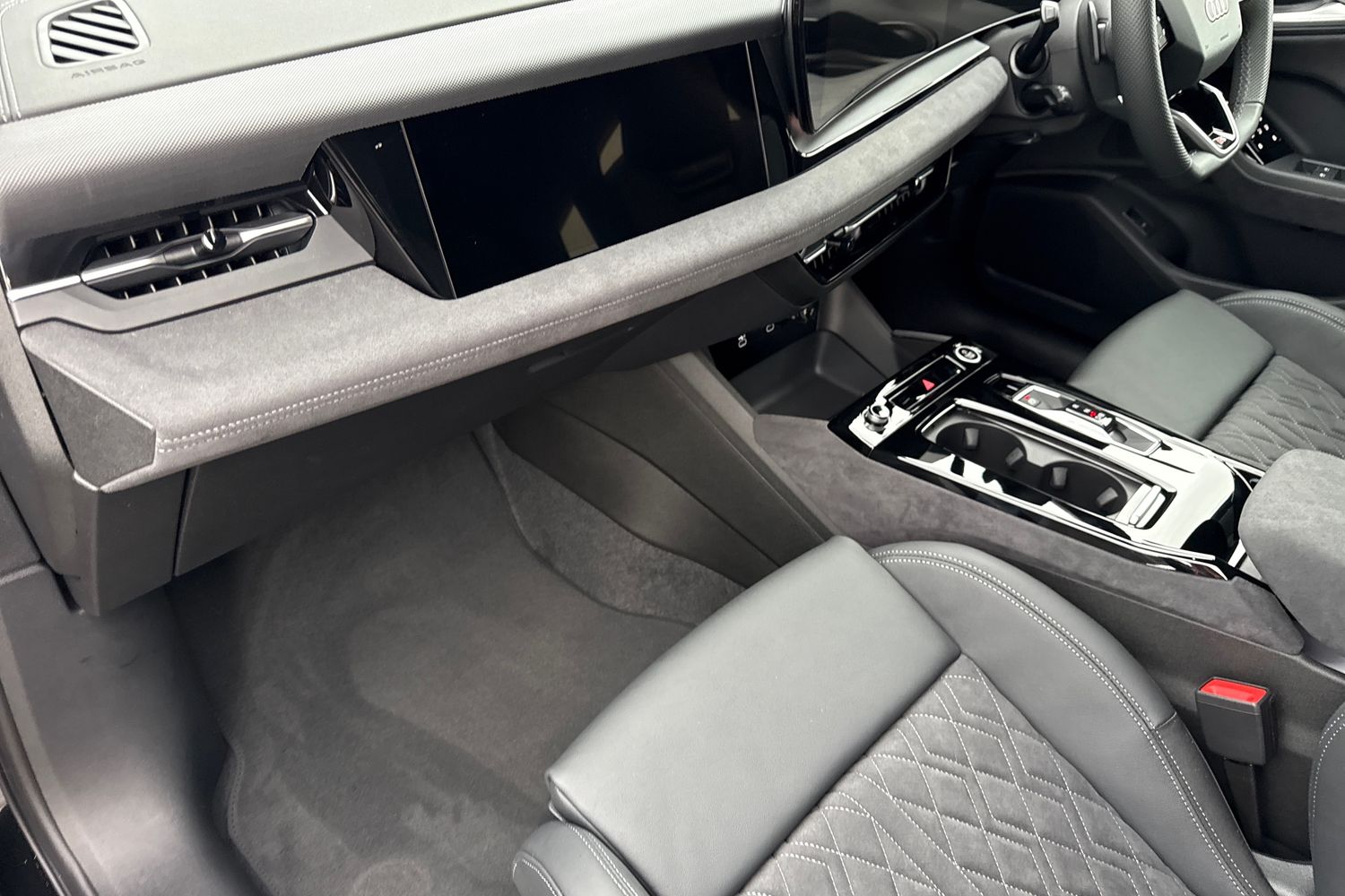 Used Audi Q6 e-tron 2025 for sale - 76972763: Photo 19