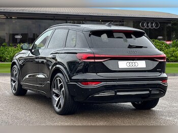 Used Audi Q6 e-tron 2025 for sale - 76972763: Photo