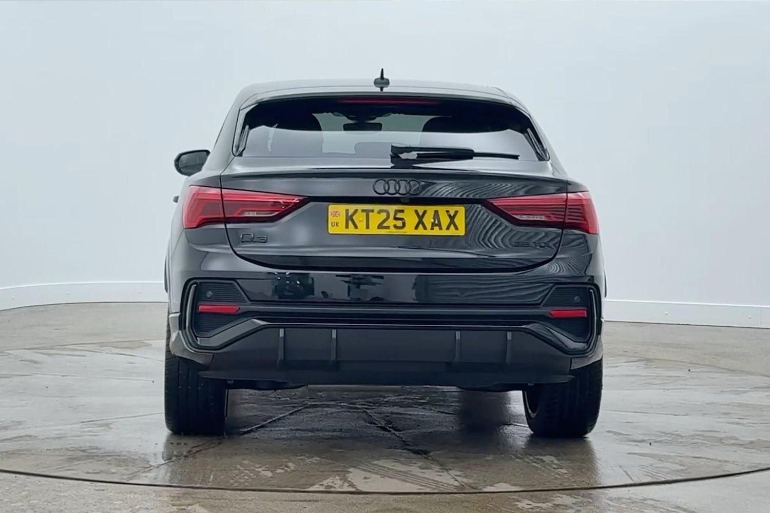 Used Audi Q3 2025 for sale - 77187541: Photo 4