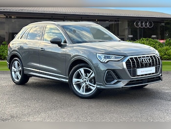 Used Audi Q3 2022 for sale - 77262559: Photo