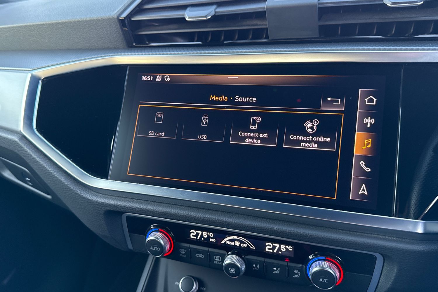 Used Audi Q3 2020 for sale - 77666245: Photo 35