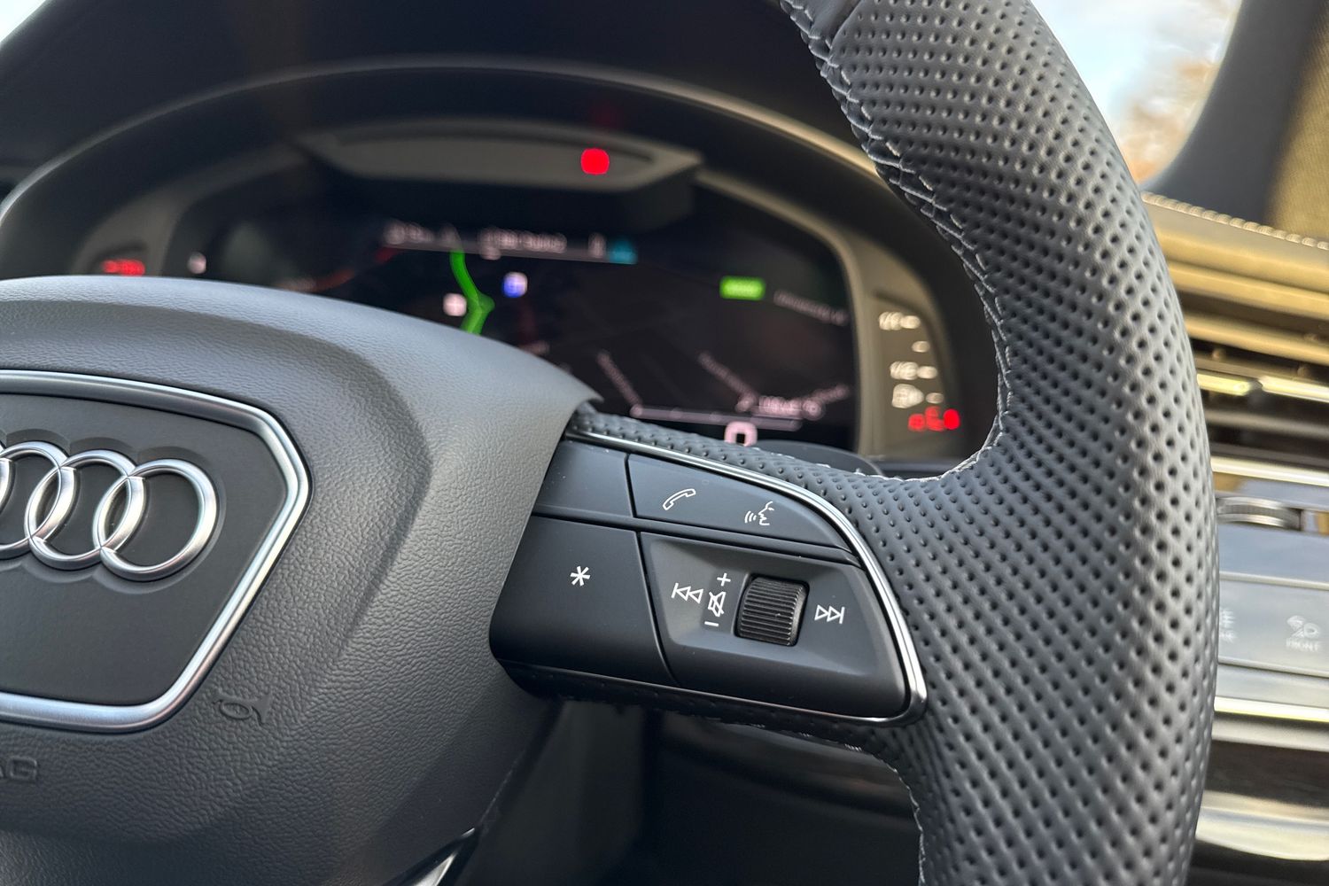 Used Audi SQ8 2025 for sale - 77187351: Photo 26