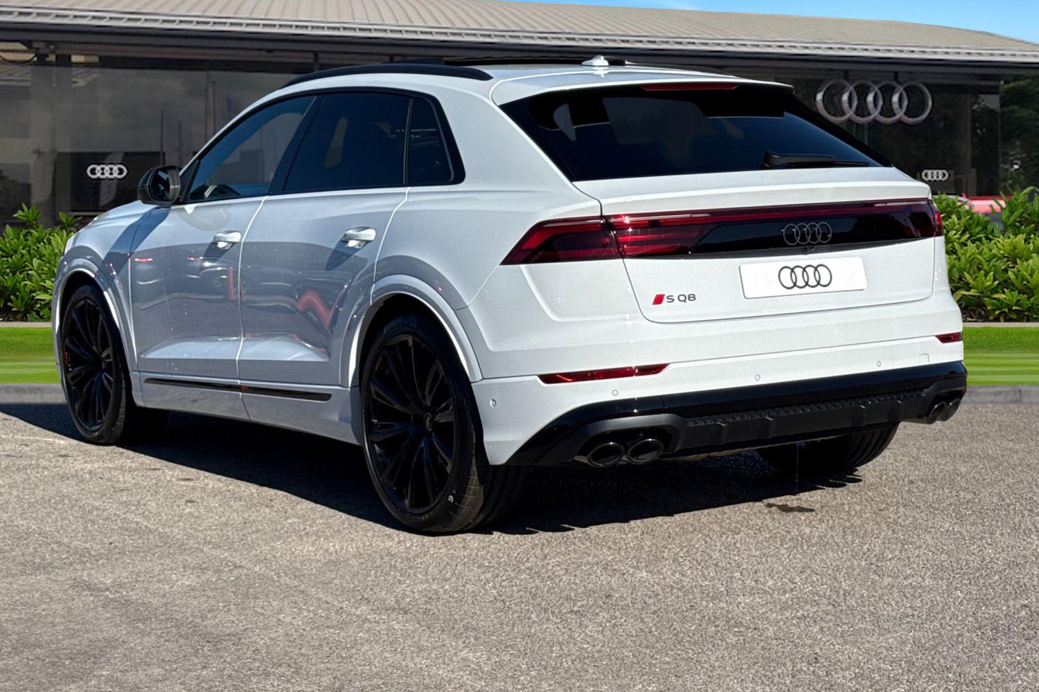 Used Audi SQ8 2025 for sale - 76847899: Photo 2