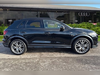 Used Audi Q3 2024 for sale - 76368734: Photo