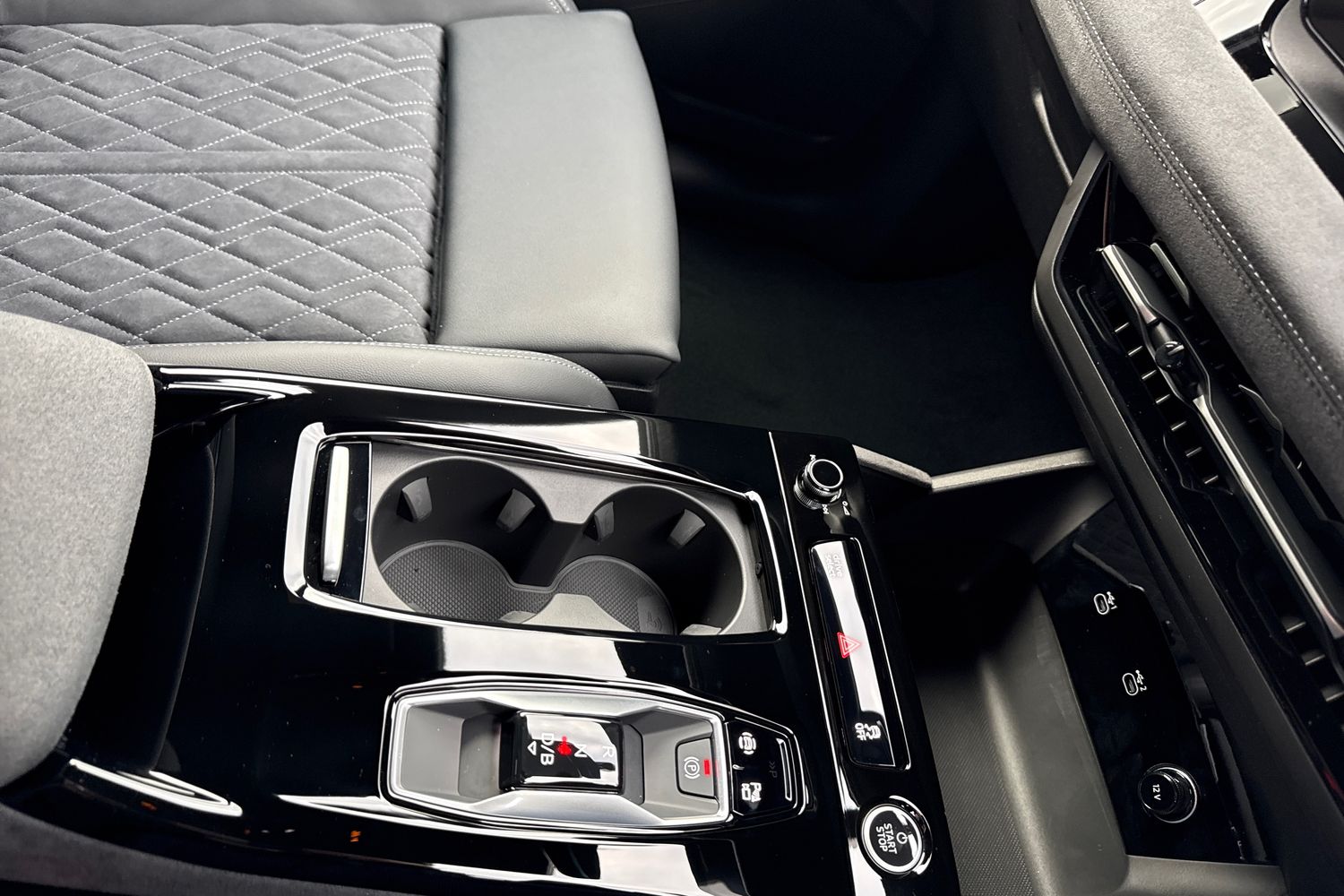 Used Audi Q6 e-tron 2025 for sale - 76767851: Photo 22