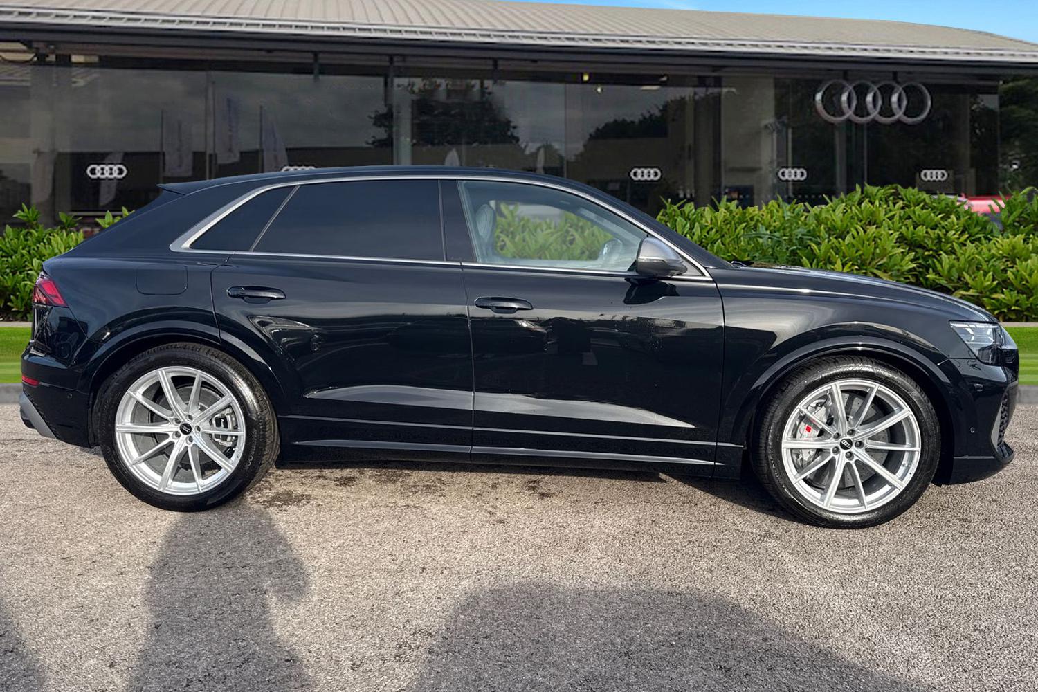 Used Audi RS Q8 2025 for sale - 76519982: Photo 3
