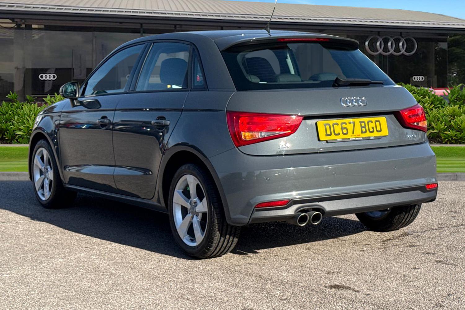 Used Audi A1 2018 for sale - 77935749: Photo 2