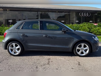 Used Audi A1 2018 for sale - 77935749: Photo