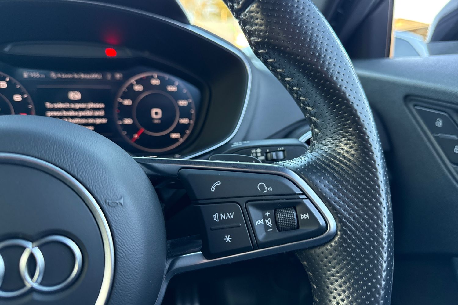 Used Audi TT 2017 for sale - 76649168: Photo 27