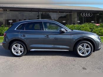 Used Audi Q5 2024 for sale - 77742082: Photo