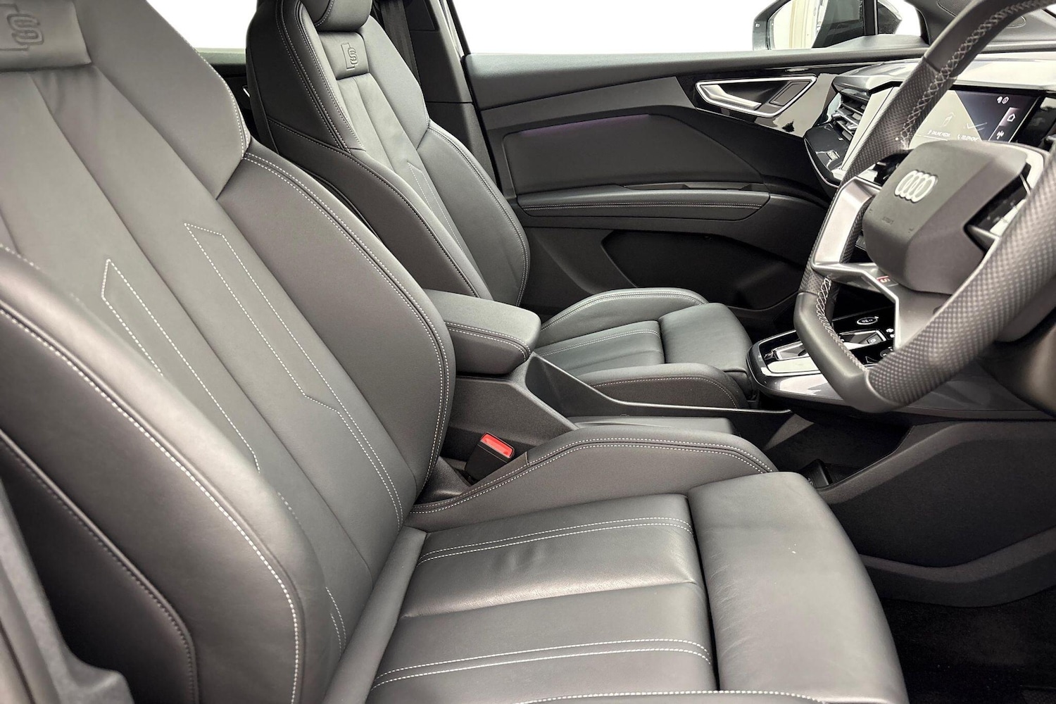 Used Audi Q4 e-tron 2025 for sale - 77820319: Photo 21