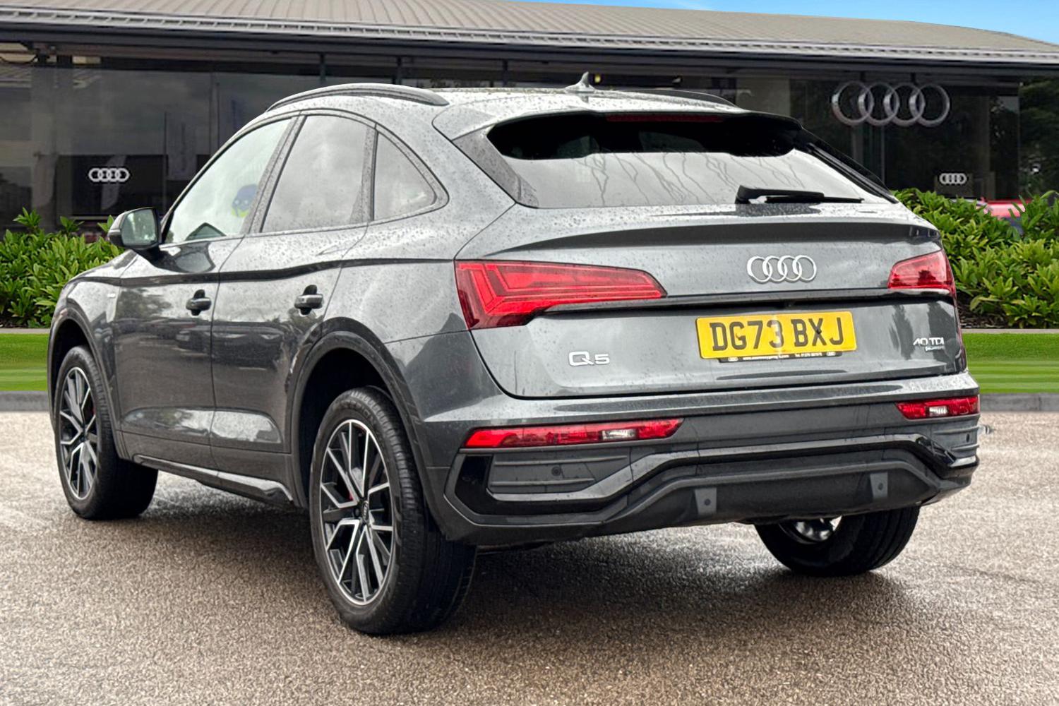 Used Audi Q5 2023 for sale - 76164680: Photo 2