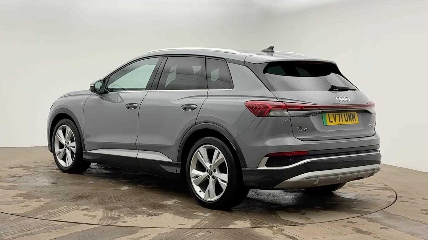 Used Audi Q4 e-tron 2021 for sale - 77520209: Photo 2