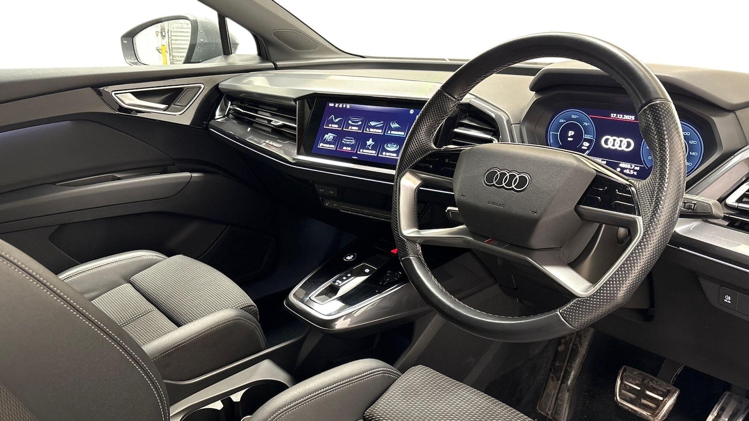 Used Audi Q4 e-tron 2021 for sale - 77520209: Photo 7