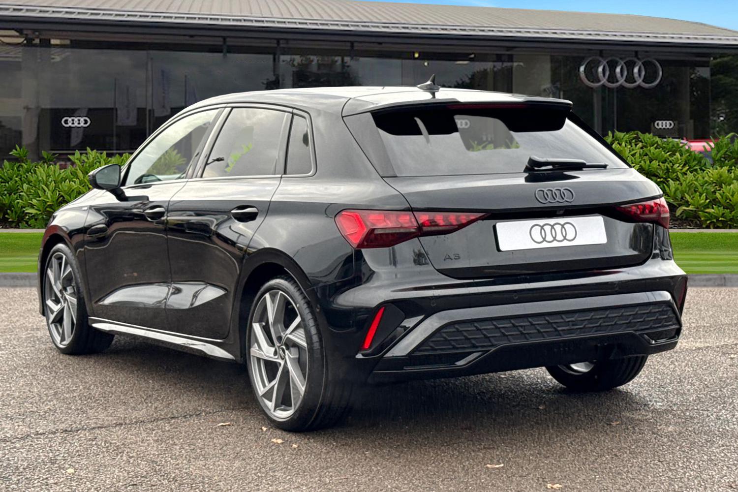 Used Audi A3 2025 for sale - 76909385: Photo 2