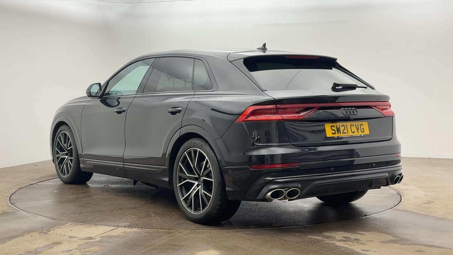 Used Audi Q8 2021 for sale - 76469299: Photo 2