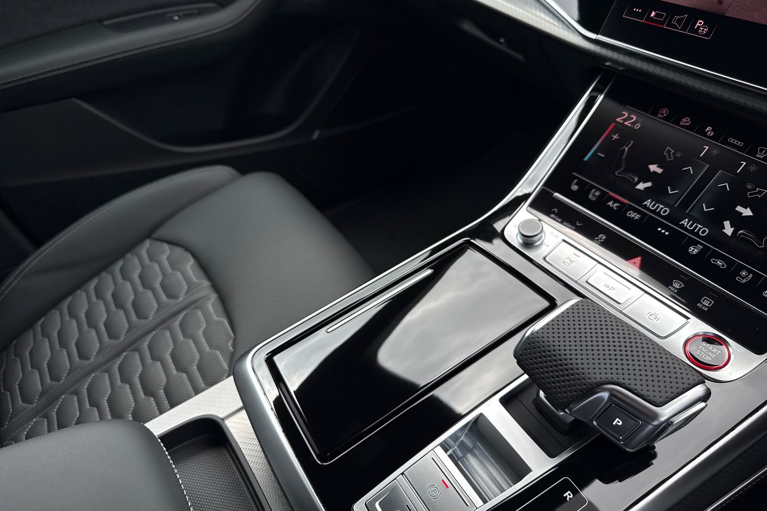 Used Audi RS Q8 2025 for sale - 76438834: Photo 19