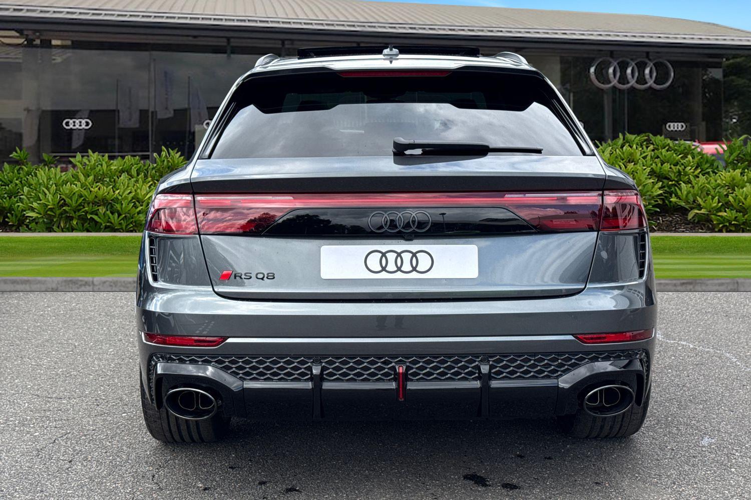 Used Audi RS Q8 2025 for sale - 76438834: Photo 4