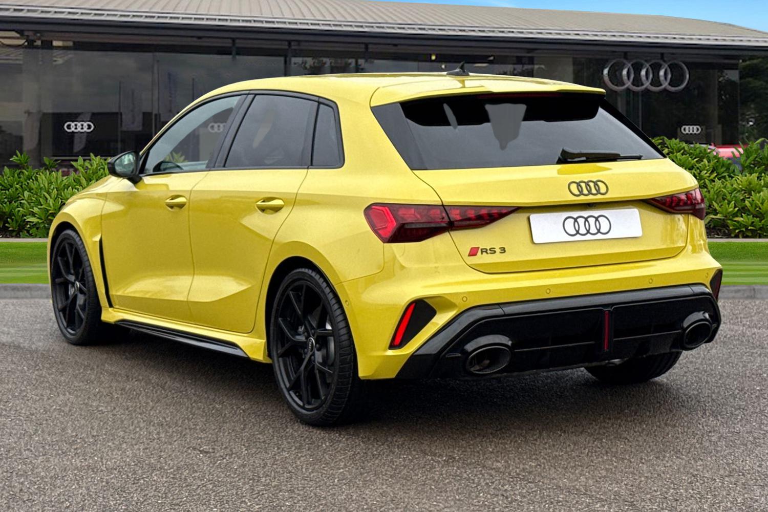 Used Audi RS3 2026 for sale - 77287181: Photo 2