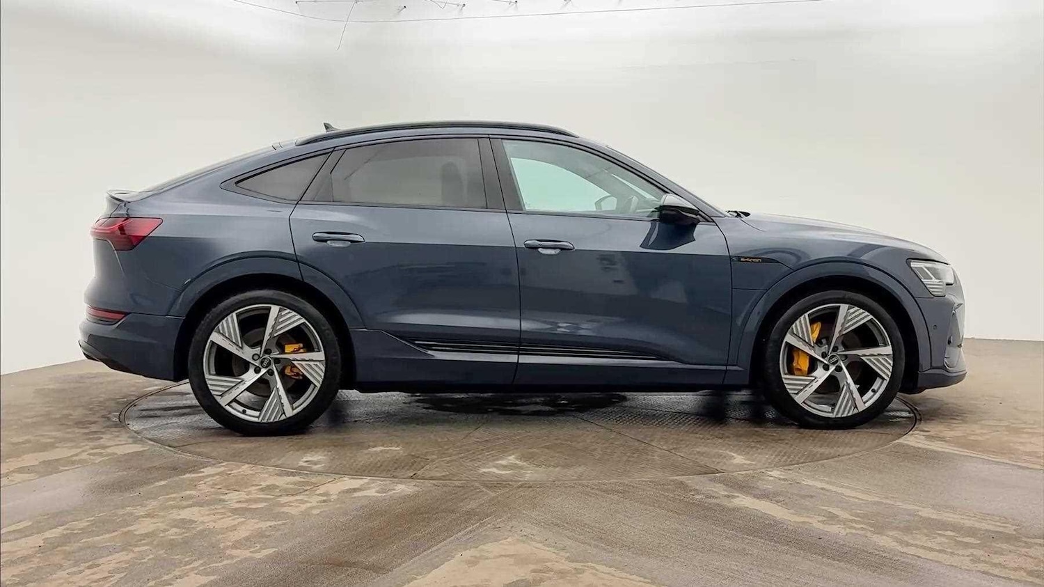 Used Audi e-tron 2021 for sale - 78091955: Photo 3