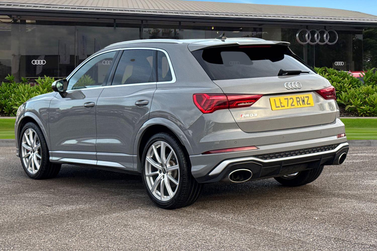 Used Audi RS Q3 2022 for sale - 77199529: Photo 2