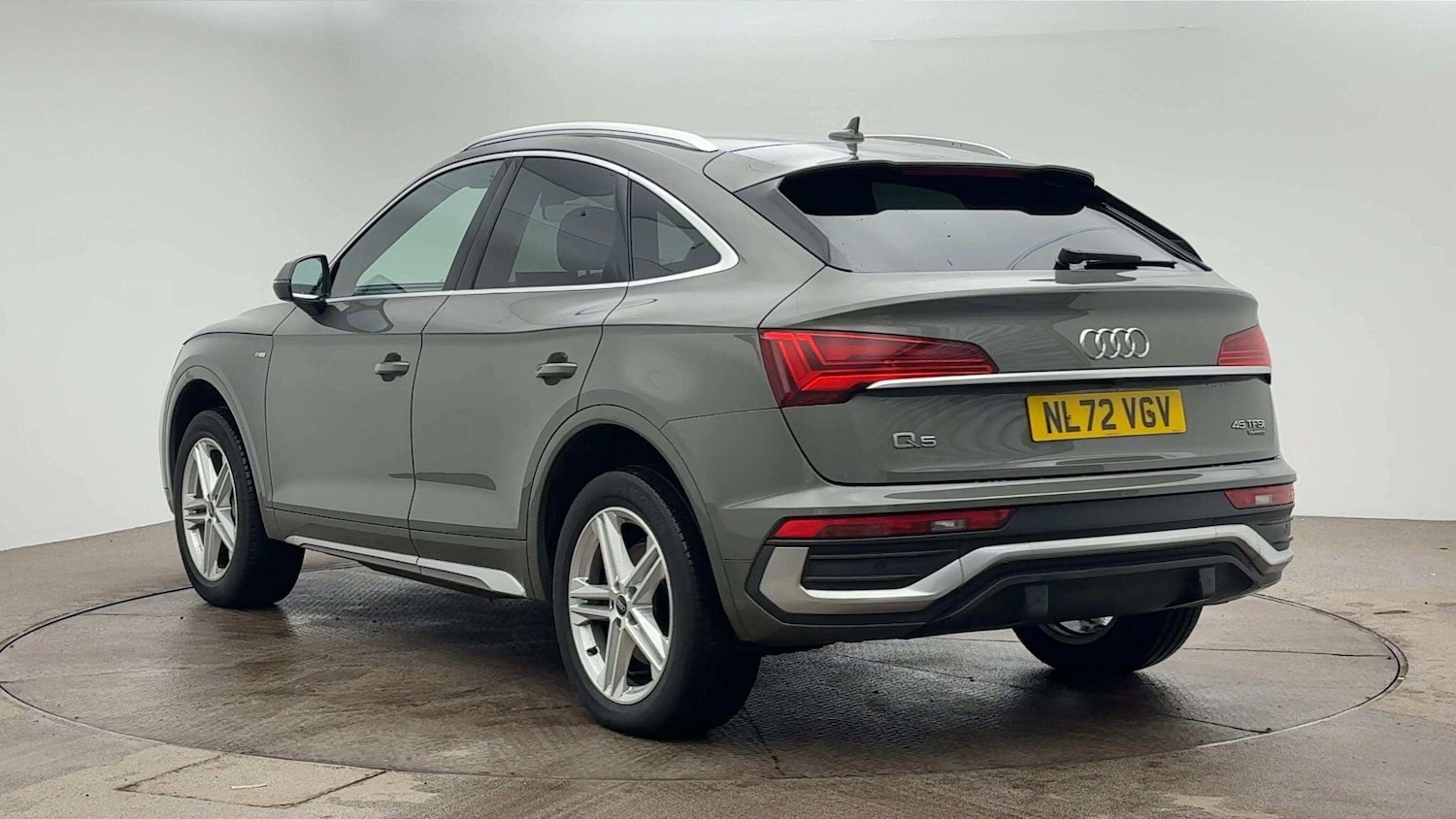 Used Audi Q5 2022 for sale - 77236046: Photo 2