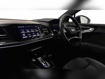Used Audi Q4 e-tron 2021 for sale - 77820315: Photo