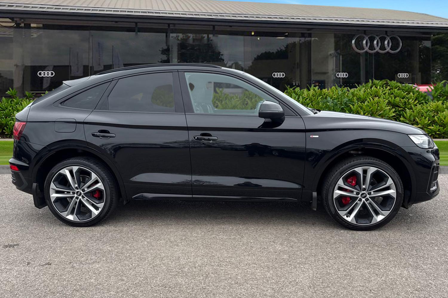 Used Audi Q5 2023 for sale - 77996528: Photo 3