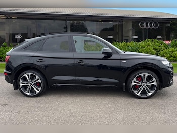 Used Audi Q5 2023 for sale - 77996528: Photo