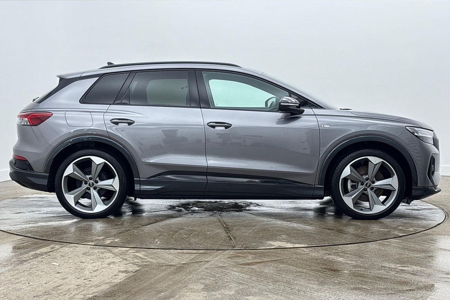 Used Audi Q4 e-tron 2025 for sale - 77708637: Photo 5