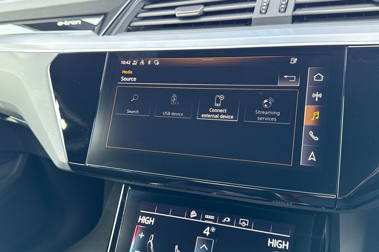 Used Audi Q8 e-tron 2023 for sale - 77849391: Photo 38